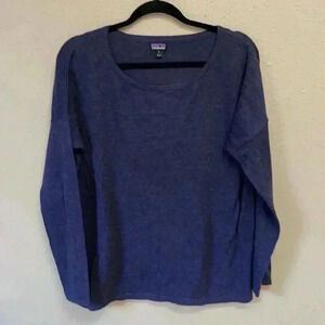 PATAGONIA Women’s Lightweight Sweater